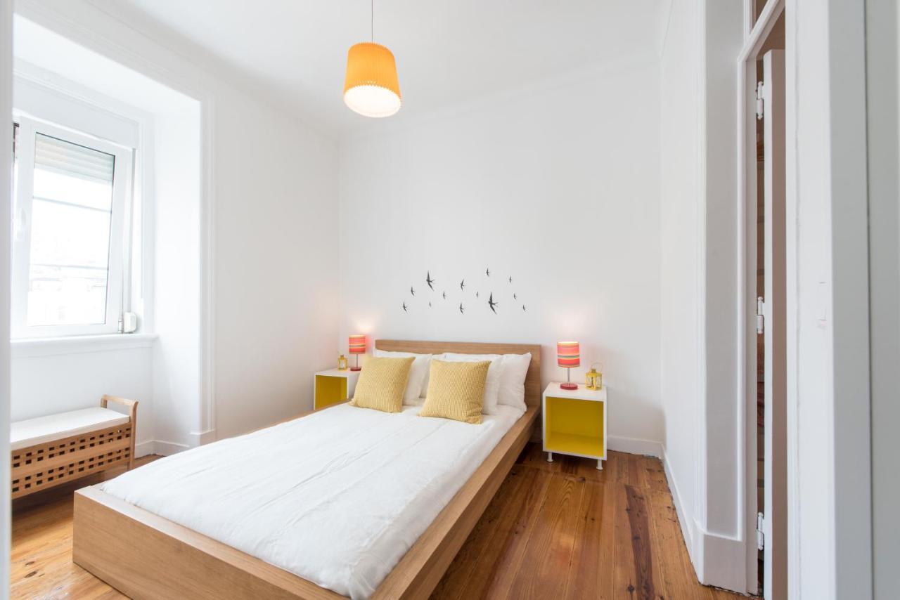 Cozy Apartment With Castel View Lisbon Luaran gambar