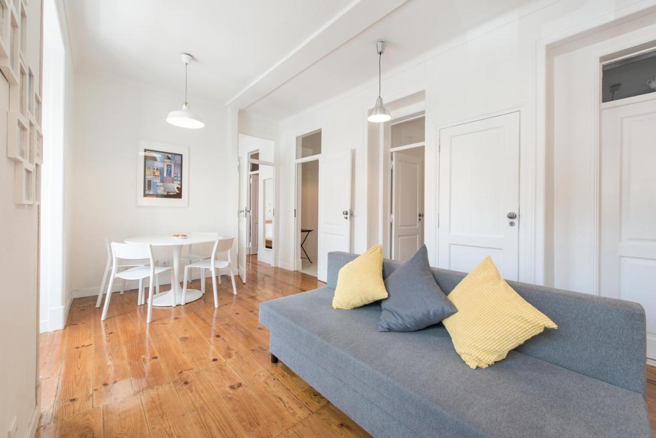Cozy Apartment With Castel View Lisbon Luaran gambar