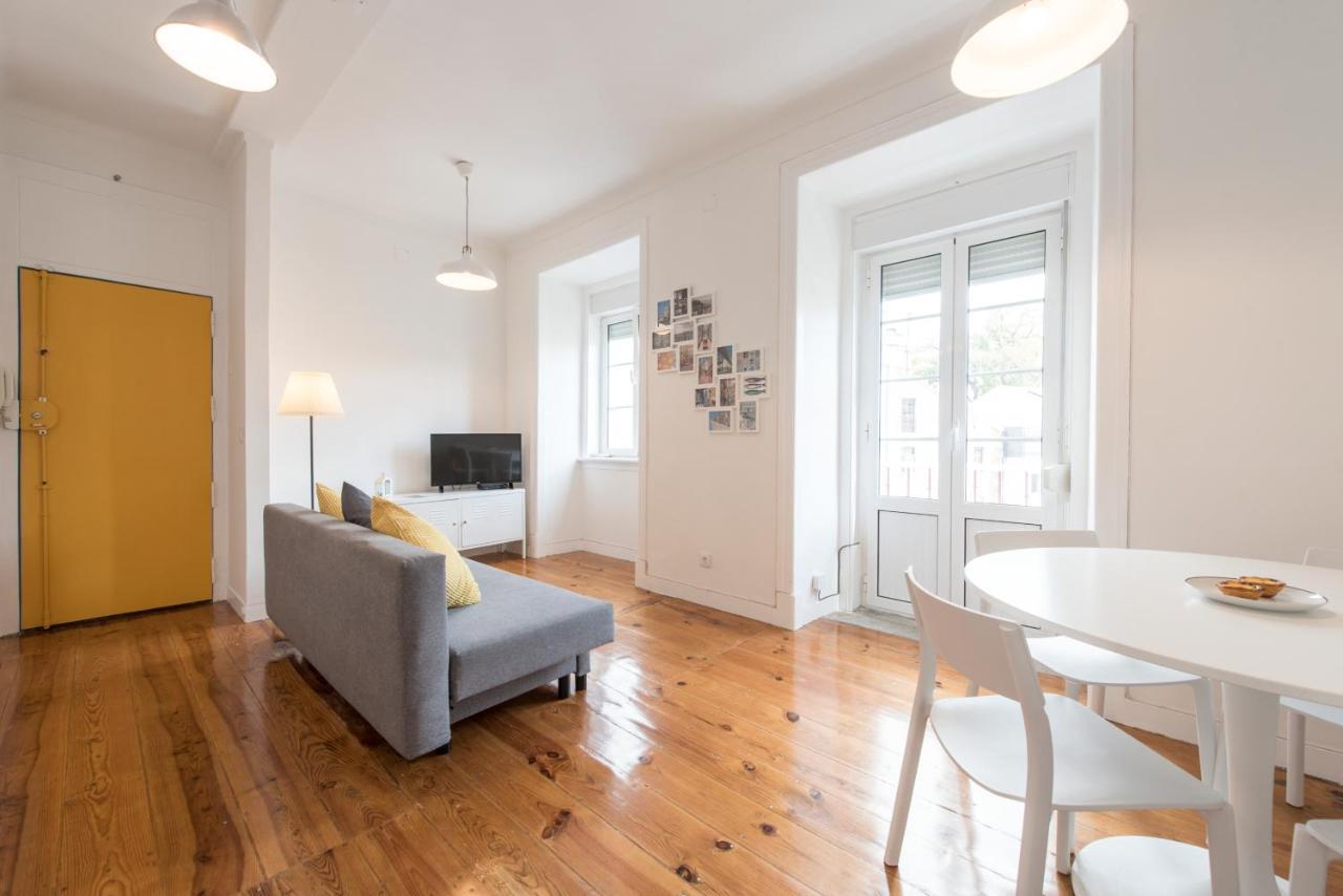 Cozy Apartment With Castel View Lisbon Luaran gambar