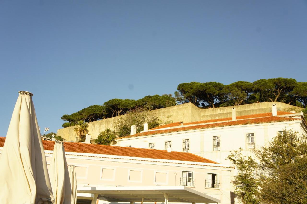 Cozy Apartment With Castel View Lisbon Luaran gambar